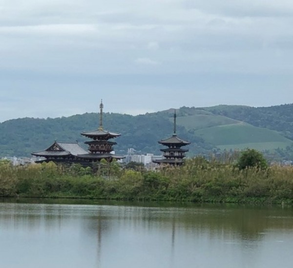 薬師寺の二つの塔
